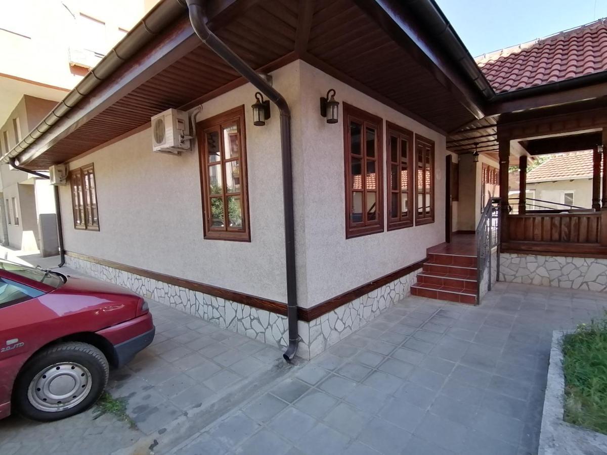 Mon Accommodation Free Parking Nis Exterior photo